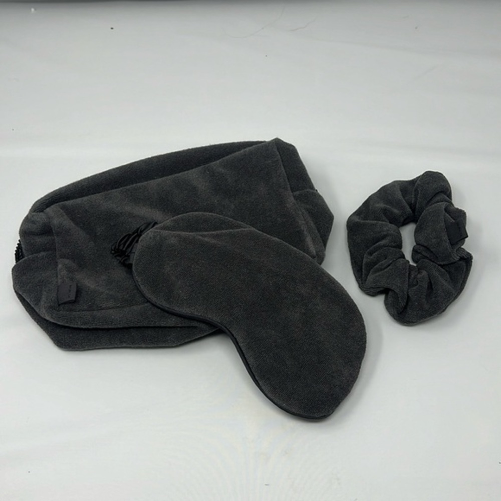 Barefoot Dreams Sleep Mask Travel Set | EUC